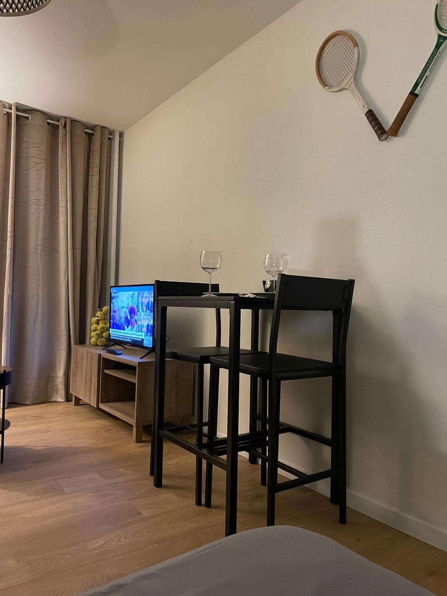 Le Wimbledon Apartment ชาลง-ซูร์-ซอน ภายนอก รูปภาพ