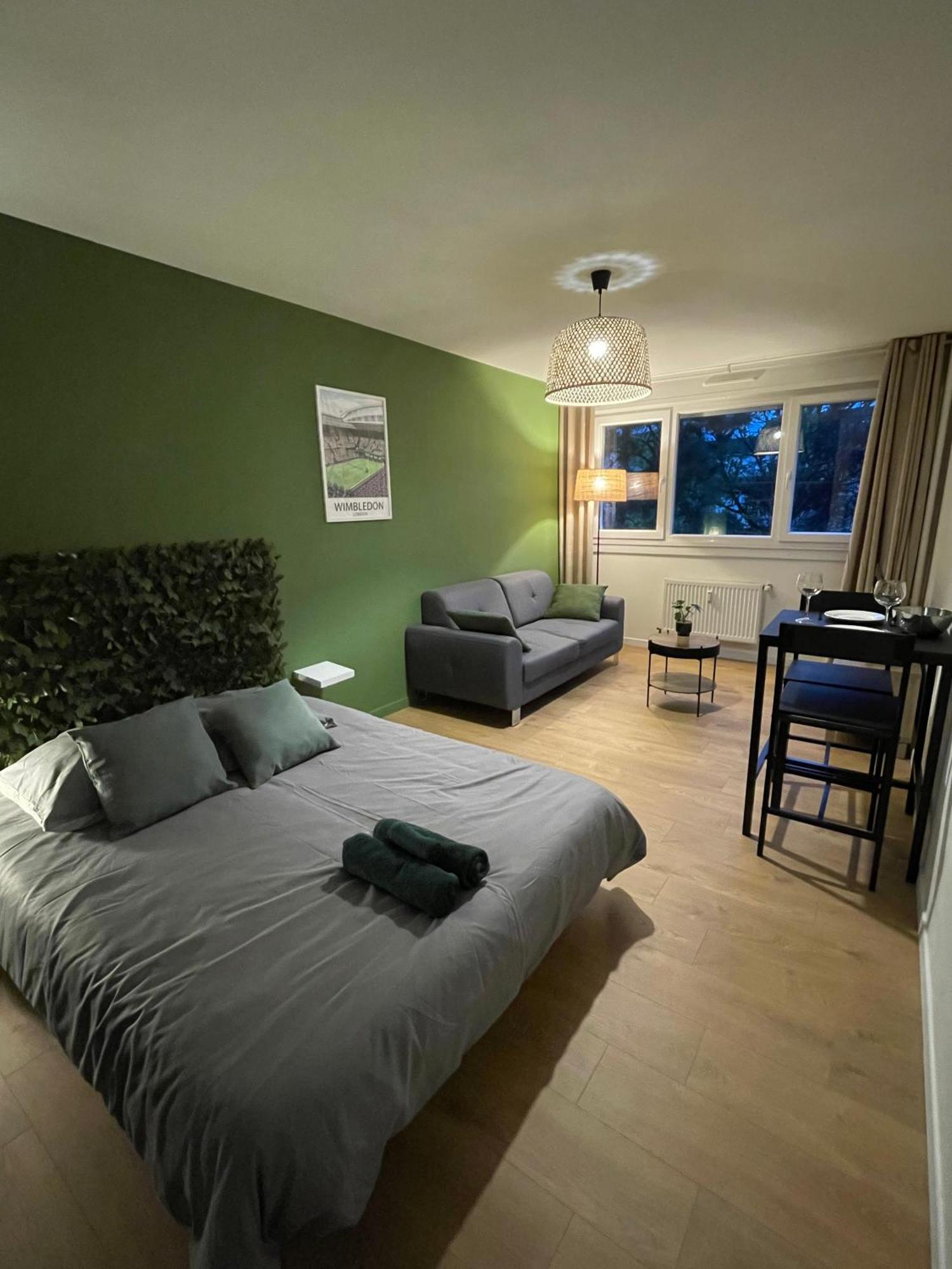 Le Wimbledon Apartment ชาลง-ซูร์-ซอน ภายนอก รูปภาพ